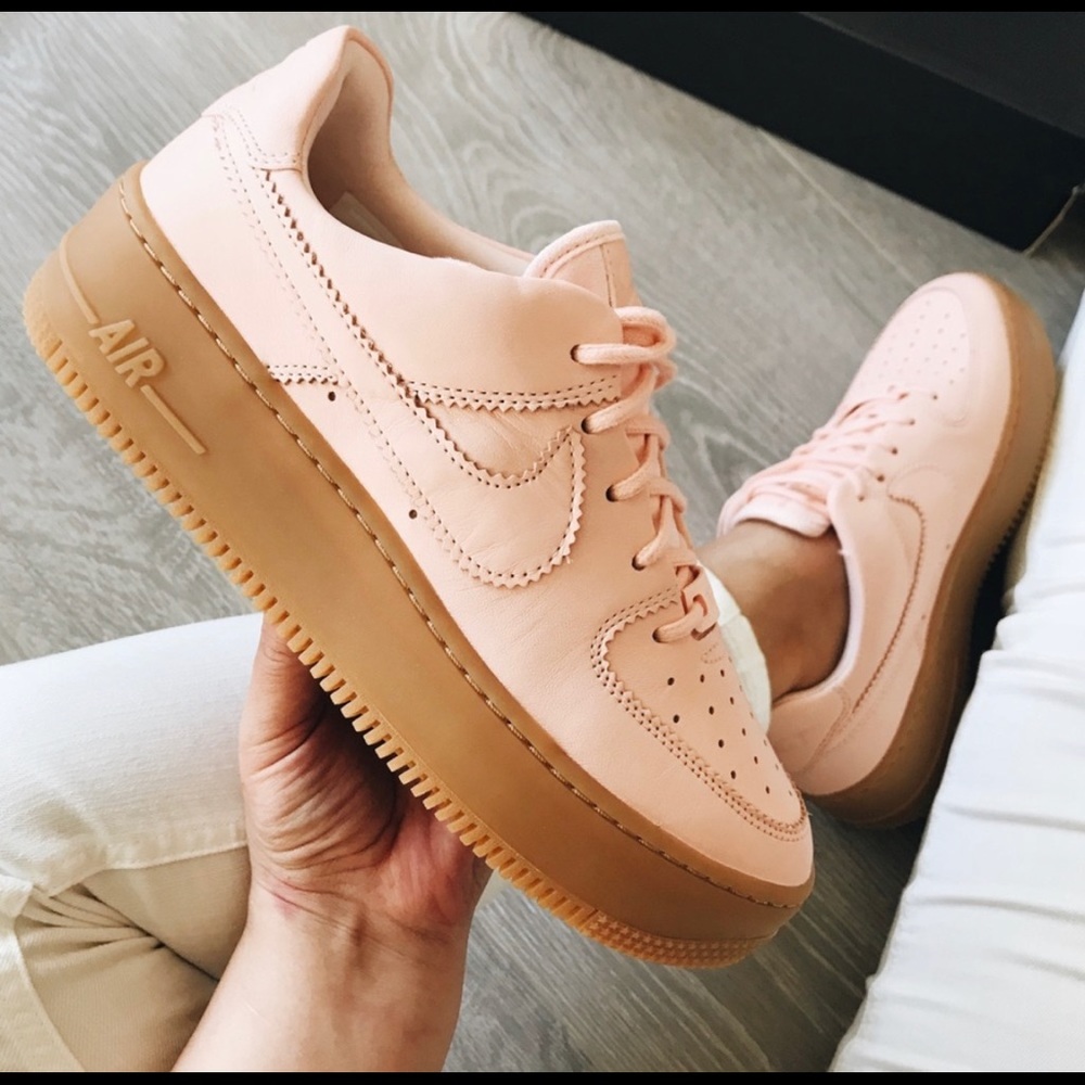 Nike Air Force 1 Sage Low Lx